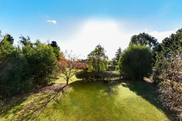 Photo of property in 395 Courtenay Road, Charing Cross, Christchurch, 7671