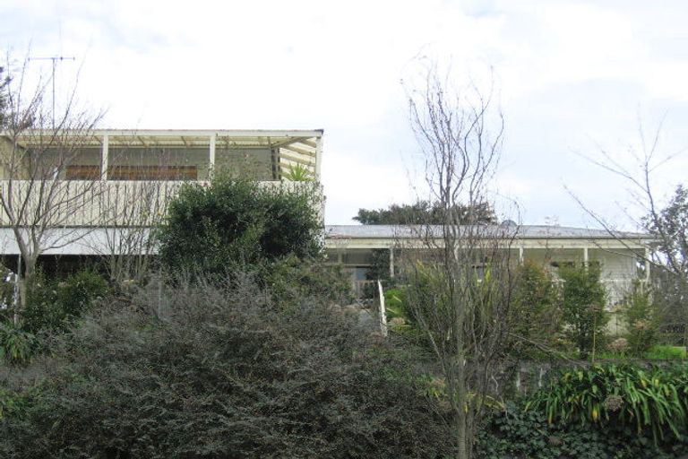 Photo of property in 114 Tuhikaramea Road, Dinsdale, Hamilton, 3204