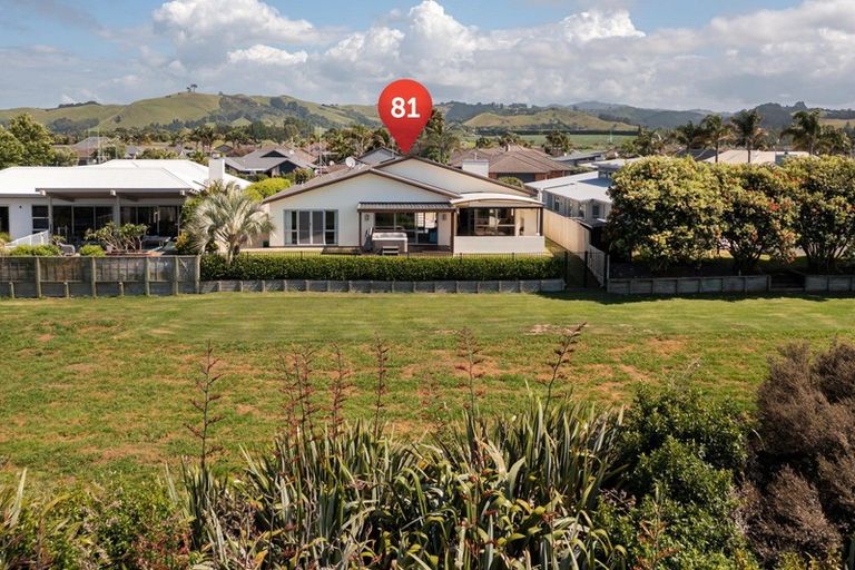 Photo of property in 81 Oriental Parade, Papamoa Beach, Papamoa, 3118