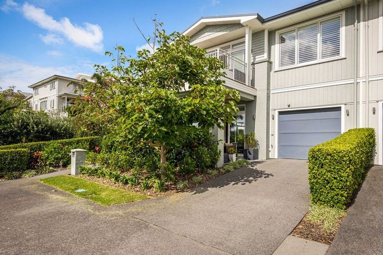 Photo of property in 6 Park Lane, Orewa, 0931
