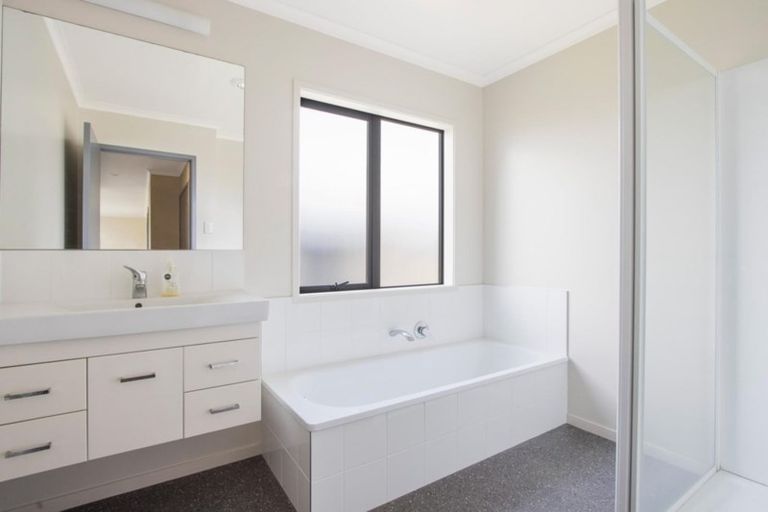 Photo of property in 10 Sea Vista, Athenree, Katikati, 3177