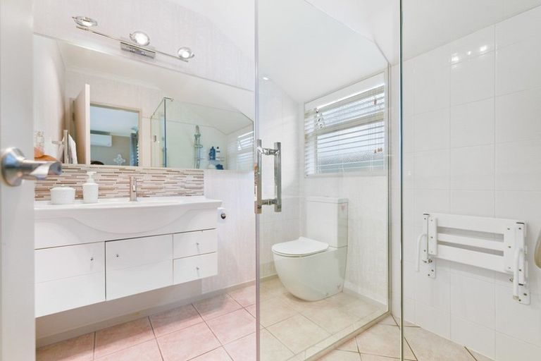 Photo of property in 21 Merlin Close, Huntington, Hamilton, 3210