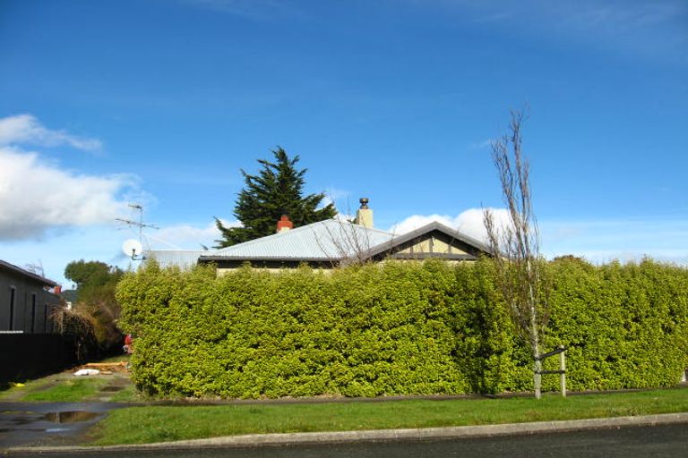 Photo of property in 25 Lowe Street, Avenal, Invercargill, 9810