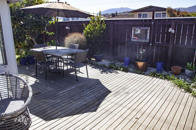 Photo of property in 1/1 Rosebank Terrace, Stoke, Nelson, 7011