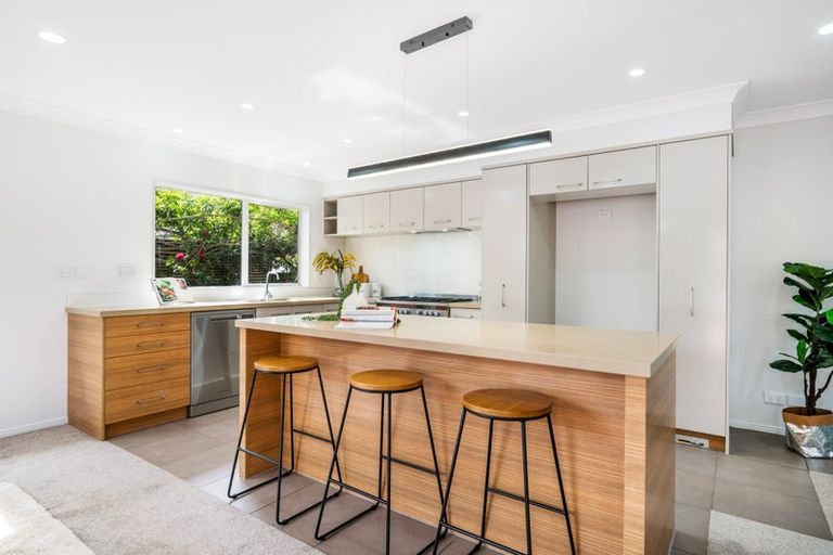 Photo of property in 68 Schnapper Road, Schnapper Rock, Auckland, 0632