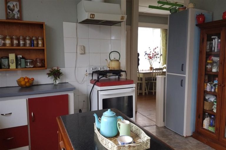 Photo of property in 7 Greenfield Street, Hector, 7822