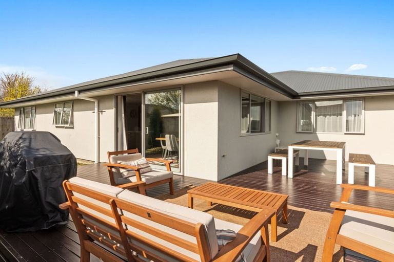 Photo of property in 47 Kendall View, Stoke, Nelson, 7011