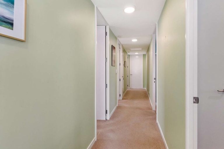 Photo of property in 9 Dennitt Street, New Brighton, Christchurch, 8083