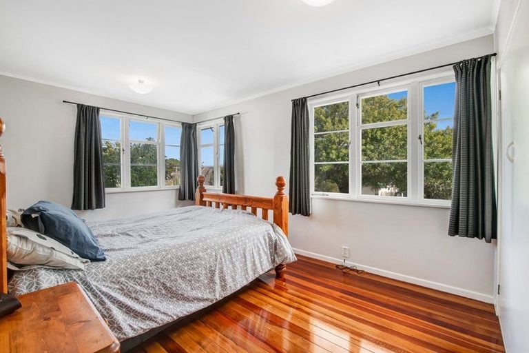 Photo of property in 22 Makiri Street, Helensville, 0800