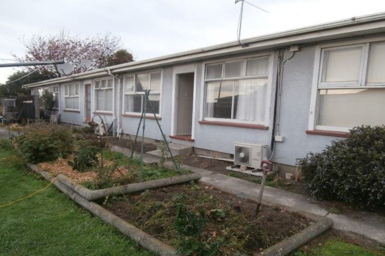 Photo of property in 253 Main South Road, Hornby, Christchurch, 8042