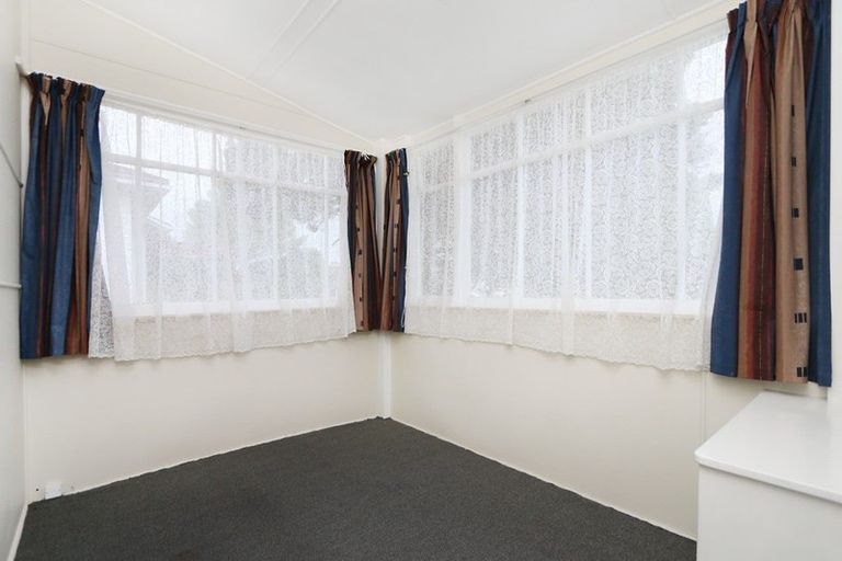 Photo of property in 36 Lyndhurst Street, Takaro, Palmerston North, 4412
