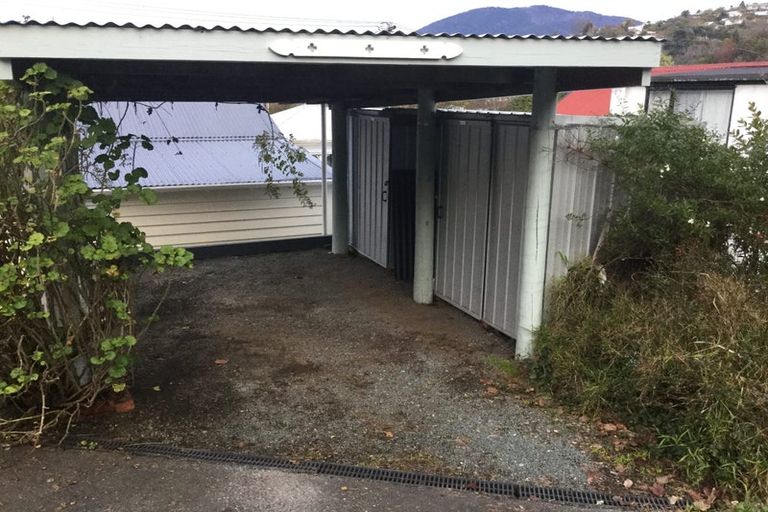 Photo of property in 9 Rentone Street, Stepneyville, Nelson, 7010