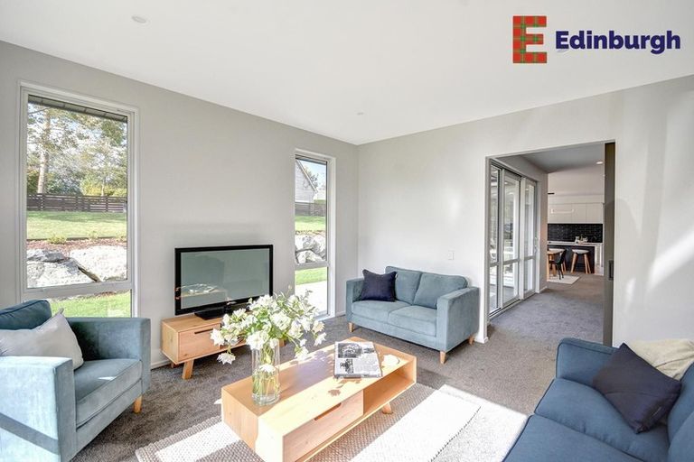 Photo of property in 16 Redwoods Lane, Helensburgh, Dunedin, 9010