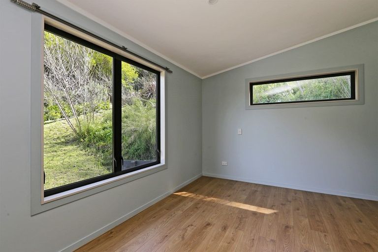 Photo of property in 16 Burke Street, Hospital Hill, Napier, 4110