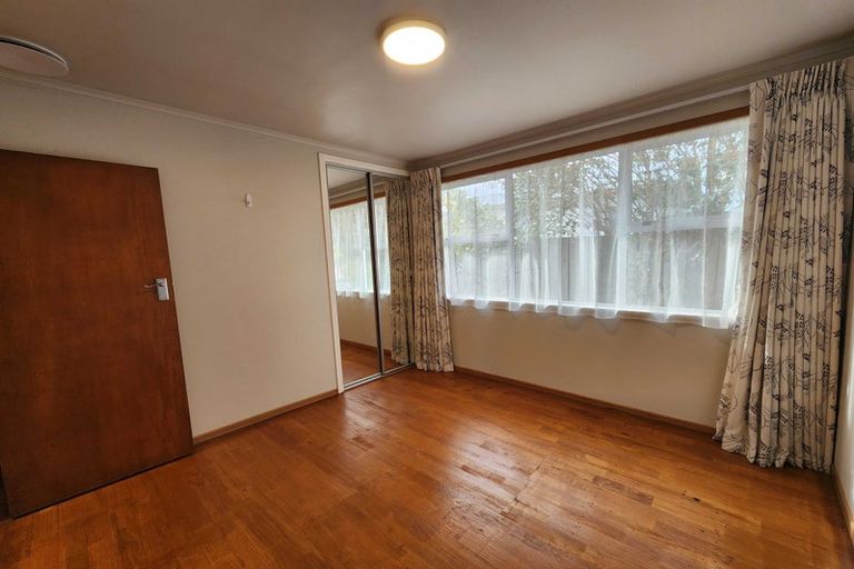 Photo of property in 11 Hamurana Place, Te Atatu Peninsula, Auckland, 0610