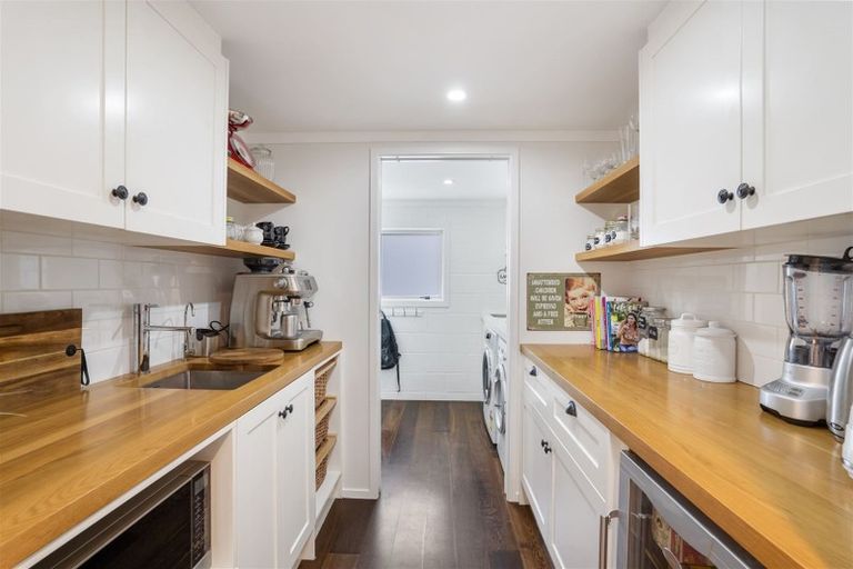 Photo of property in 66 Sandstone Road, Whitford, Manurewa, 2576