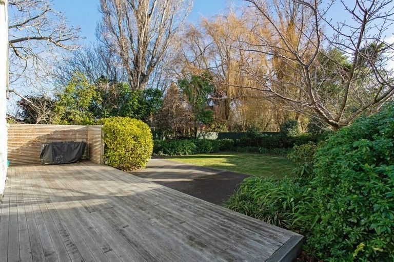 Photo of property in 34b Highland Place, Avonhead, Christchurch, 8042