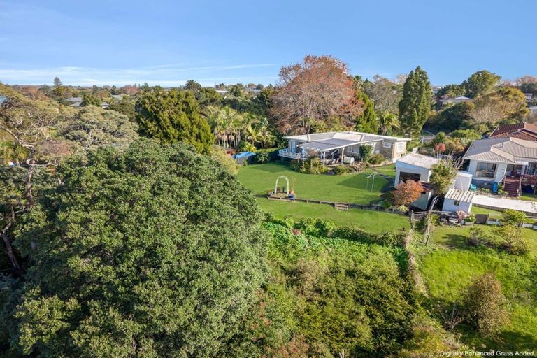 Photo of property in 14 Lucas Place, Weymouth, Auckland, 2103