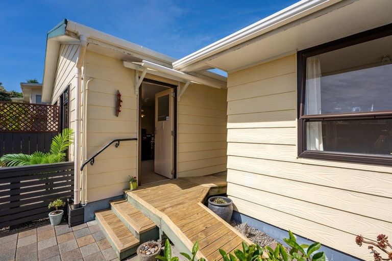 Photo of property in 20 Health Camp Road, Otaki Beach, Otaki, 5512