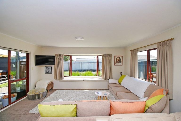 Photo of property in 51a Collins Road, Melville, Hamilton, 3206