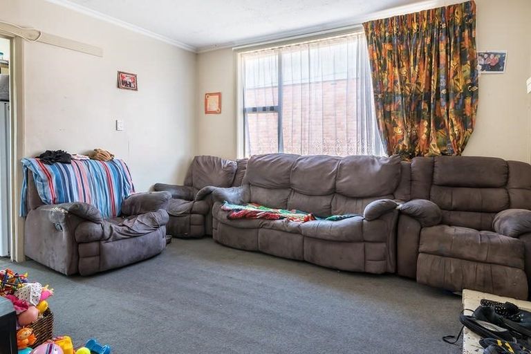 Photo of property in 65 Bradshaw Street, South Dunedin, Dunedin, 9012