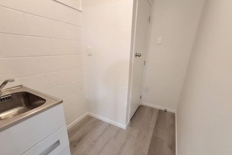 Photo of property in 71 Logie Street, Stokes Valley, Lower Hutt, 5019