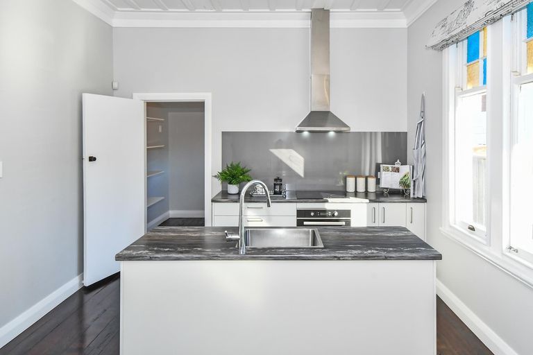 Photo of property in 1/7 Opaheke Road, Papakura, 2110