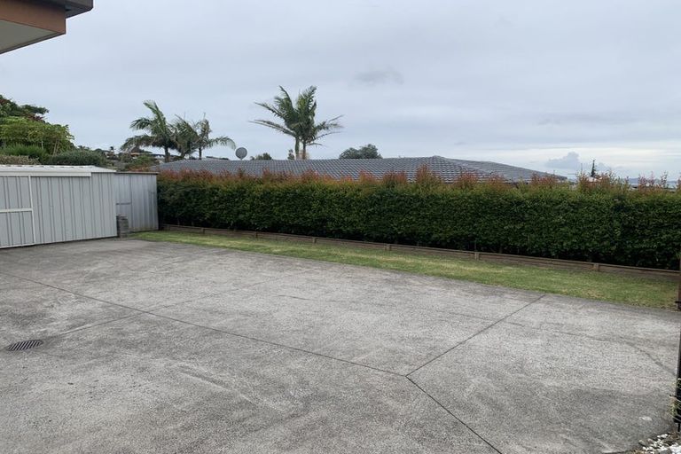 Photo of property in 2a Castleton Drive, Howick, Auckland, 2014