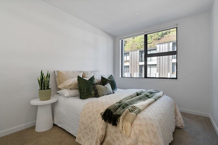 Photo of property in 22 Rua Kai Way, Brooklyn, Wellington, 6021