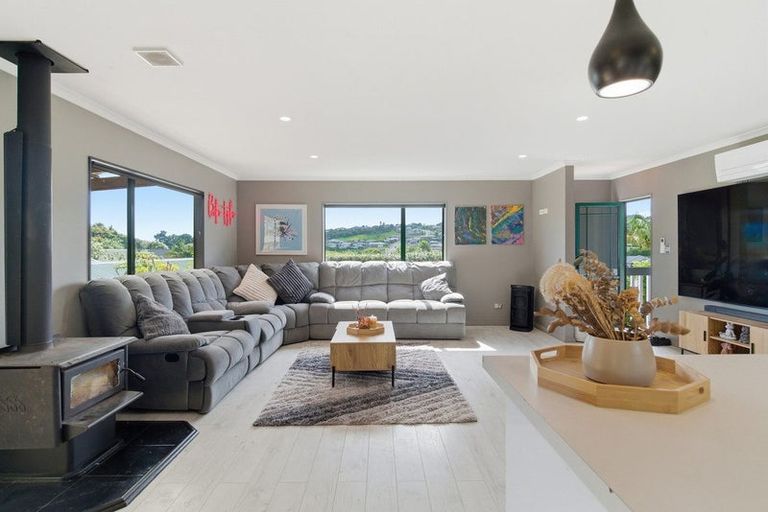 Photo of property in 21 Mamaku Rise, Welcome Bay, Tauranga, 3112
