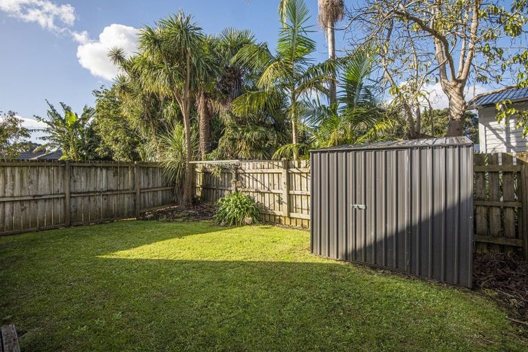Photo of property in 22 Kamo Road, Regent, Whangarei, 0112