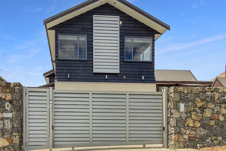 Photo of property in 84 Clovelly Road, Bucklands Beach, Auckland, 2012