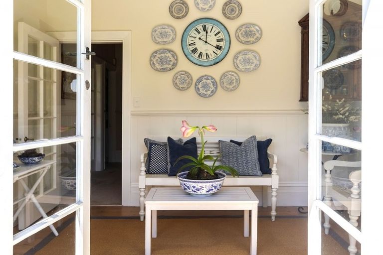 Photo of property in 54 Fendalton Road, Fendalton, Christchurch, 8014