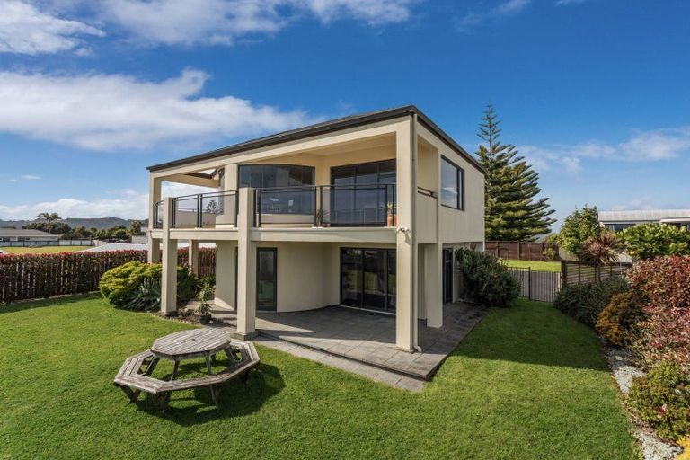 Photo of property in 11 Island View Heights, Coastlands, Whakatane, 3120