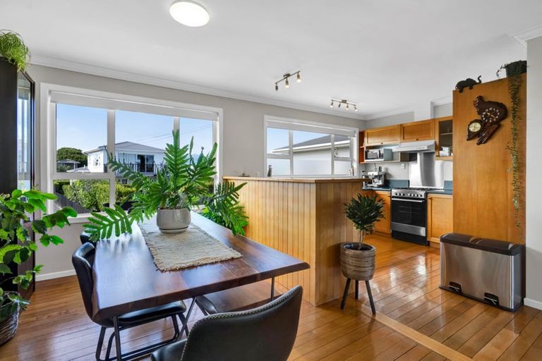 Photo of property in 228a Omata Road, Spotswood, New Plymouth, 4310