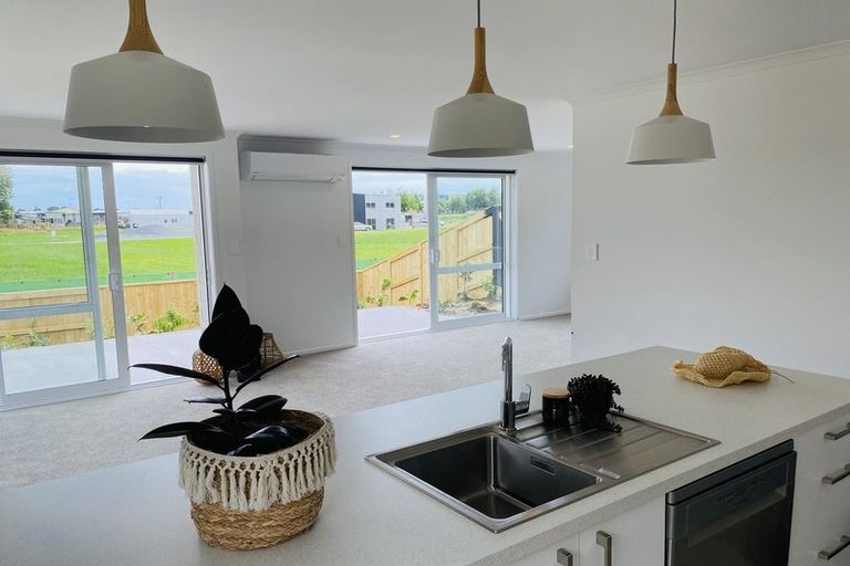 Photo of property in 11 Apostle Mews, Papamoa, 3118