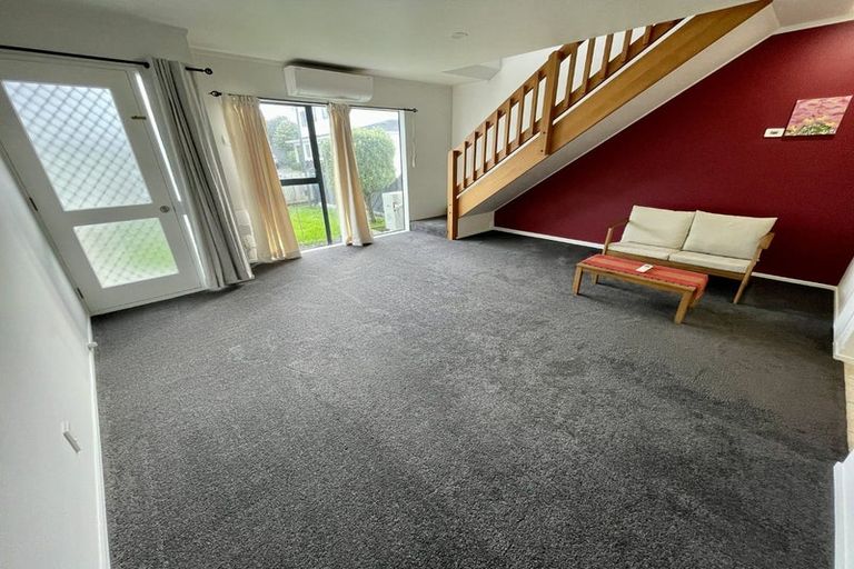 Photo of property in 3/24 Mason Street, Moera, Lower Hutt, 5010