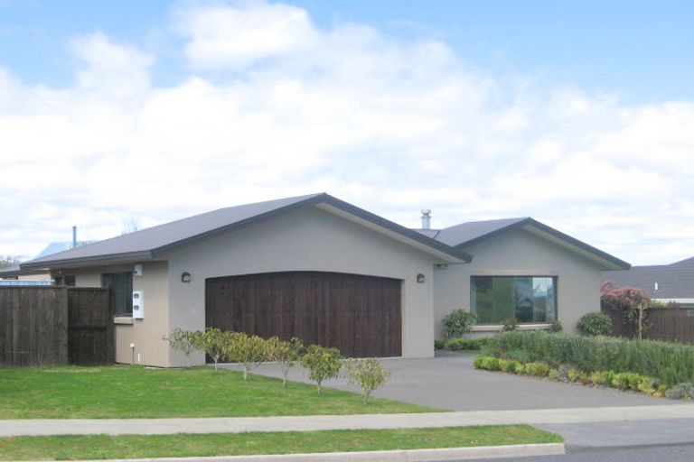 Photo of property in 37 Acacia Bay Road, Nukuhau, Taupo, 3330