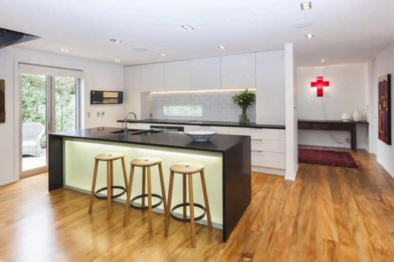 Photo of property in 59b Carlton Mill Road, Merivale, Christchurch, 8014