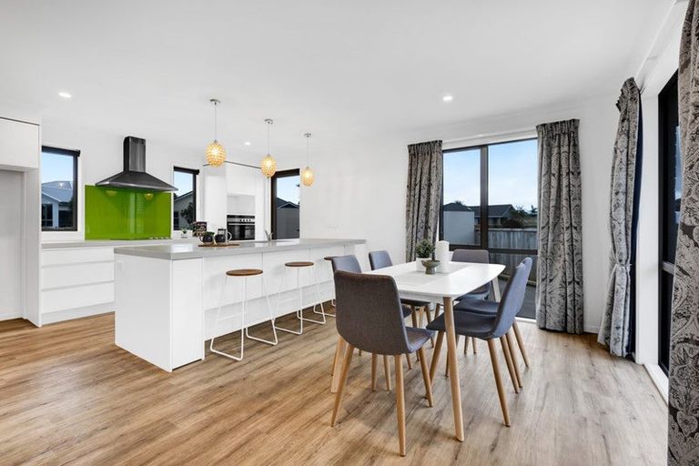 Photo of property in 72 Dillon Drive, Bell Block, New Plymouth, 4312