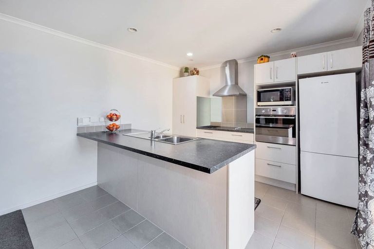 Photo of property in 22a George Street, Papakura, 2110