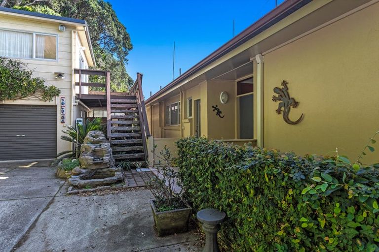 Photo of property in 200 Pohutukawa Avenue, Ohope, 3121