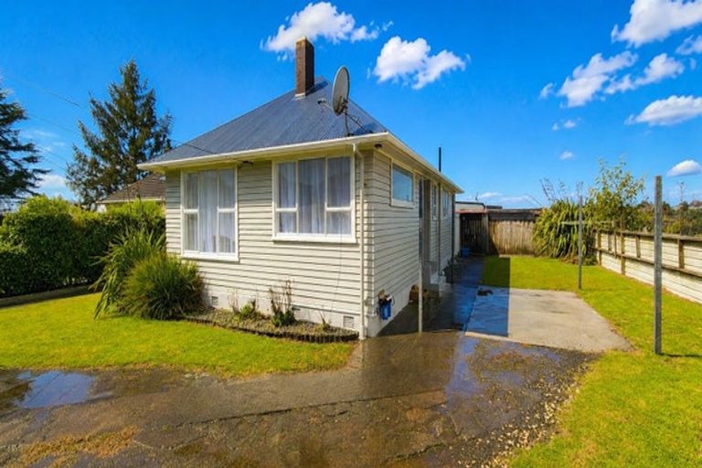 Photo of property in 17 Aotea Street, Welbourn, New Plymouth, 4312
