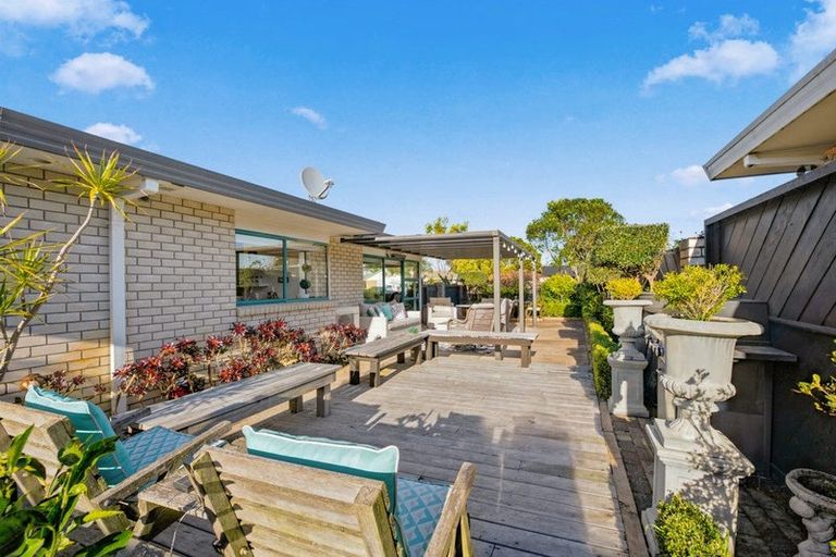 Photo of property in 243 Gloucester Road, Mount Maunganui, 3116
