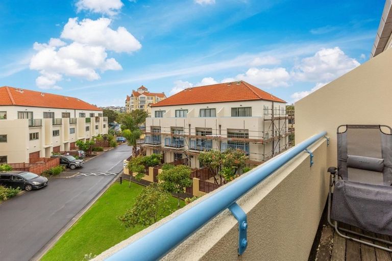 Photo of property in 54 Waterside Crescent, Gulf Harbour, Whangaparaoa, 0930