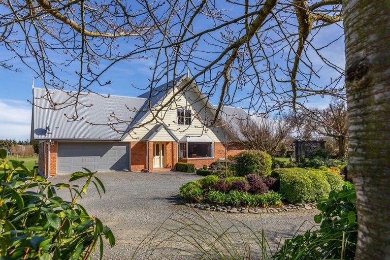 Photo of property in 973 Hoskyns Road, West Melton, Christchurch, 7671