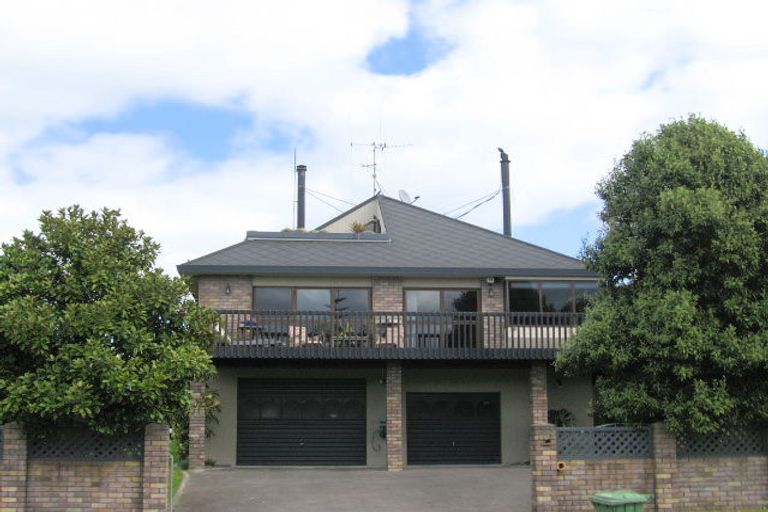 Photo of property in 116 Dickson Road, Papamoa Beach, Papamoa, 3118