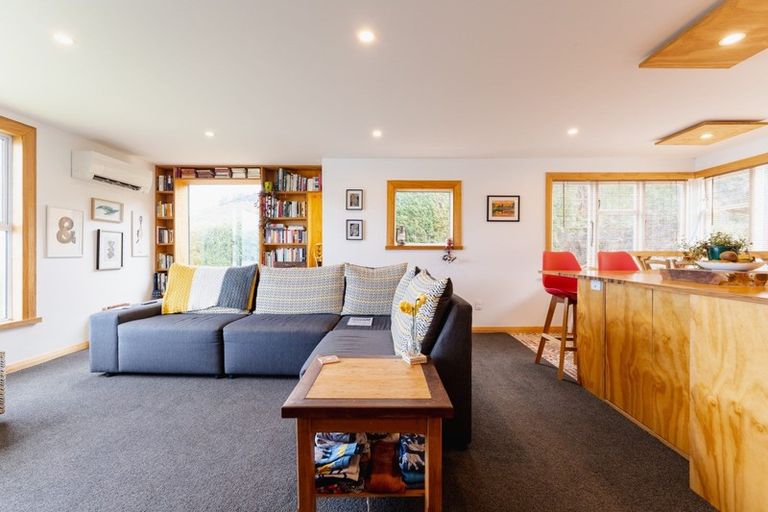 Photo of property in 41 Adderley Terrace, Ravensbourne, Dunedin, 9022