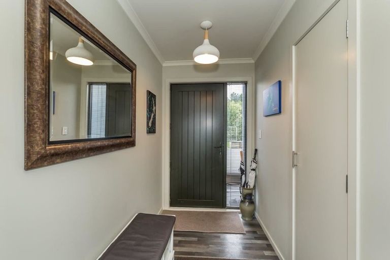 Photo of property in 36 Oakland Lane, Shannon, Palmerston North, 4474