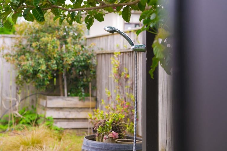 Photo of property in 79b Golf Road, Paraparaumu Beach, Paraparaumu, 5032